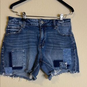 Maurices Blue Denim Patchwork Jean Shorts
Size 10